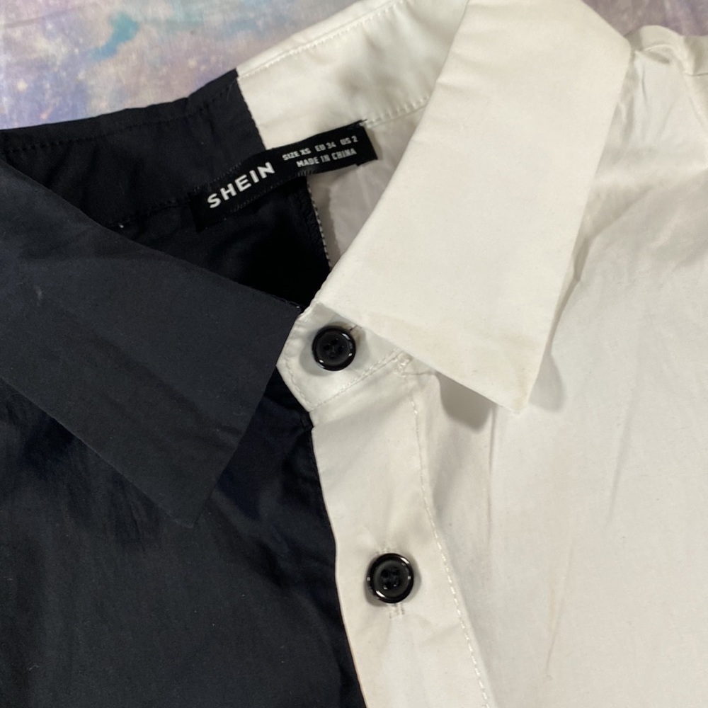 Shein • Contrasting Colorblock Split Button Up Bl… - image 12